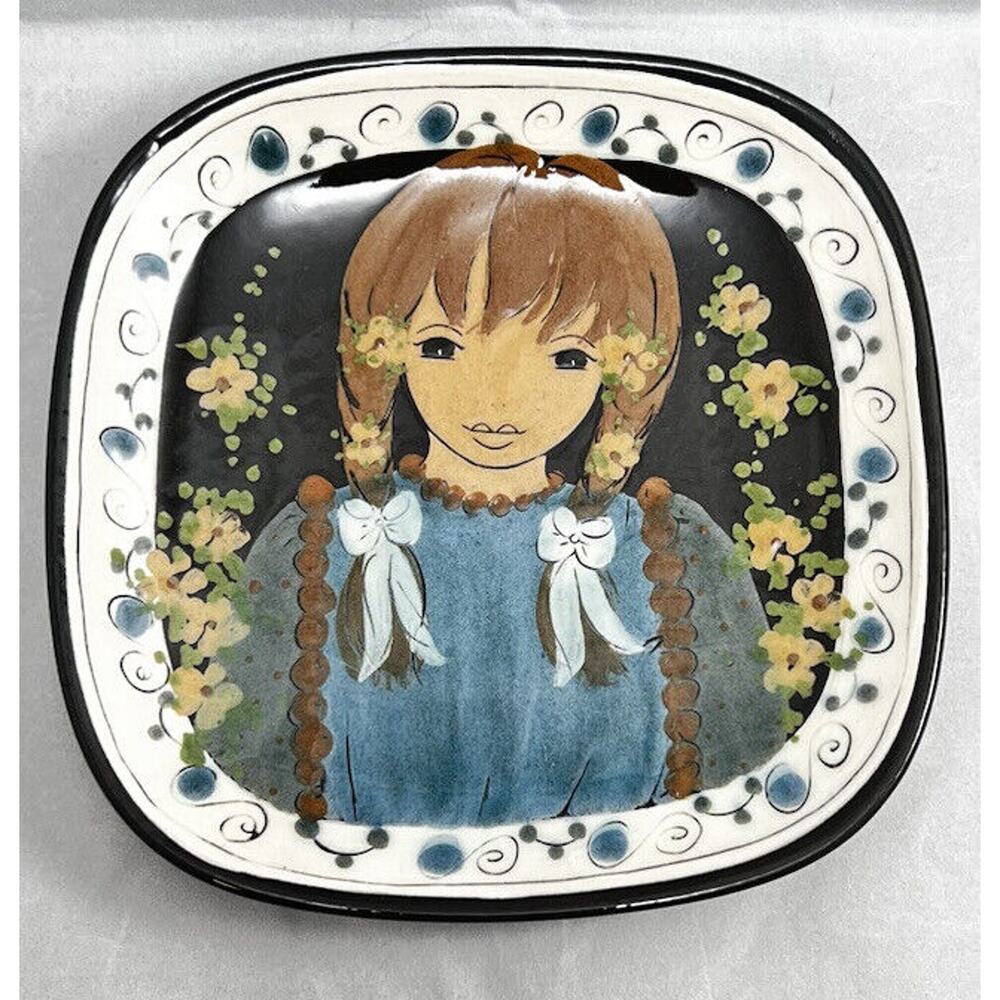 Rheinfelden‎ Handarbeit Plate Mid Century Wall Hanging Vintage. *Pre-Owned*